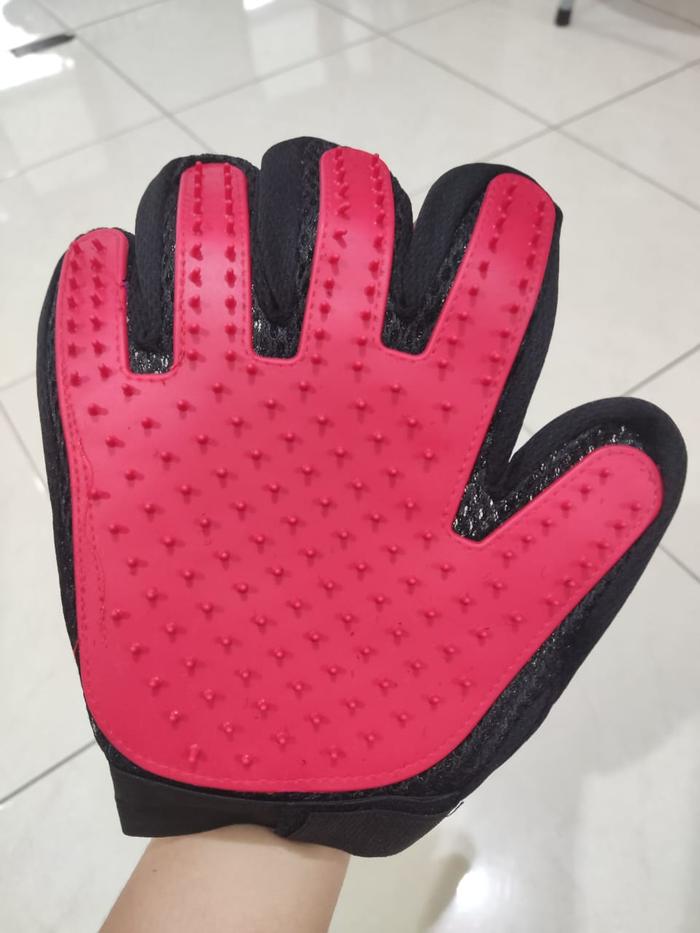 Gambar ORIGINAL TRUE TOUCH SISIR SARUNG TANGAN /GROOMING/ SISIR KUCING ANJING - Merah dari Fantasy Petshop_NEW undefined Tokopedia