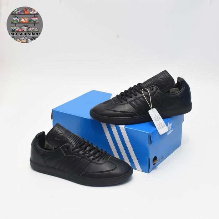 Jual Sepatu Adidas samba humanrace triple black BNIB all - Main Image