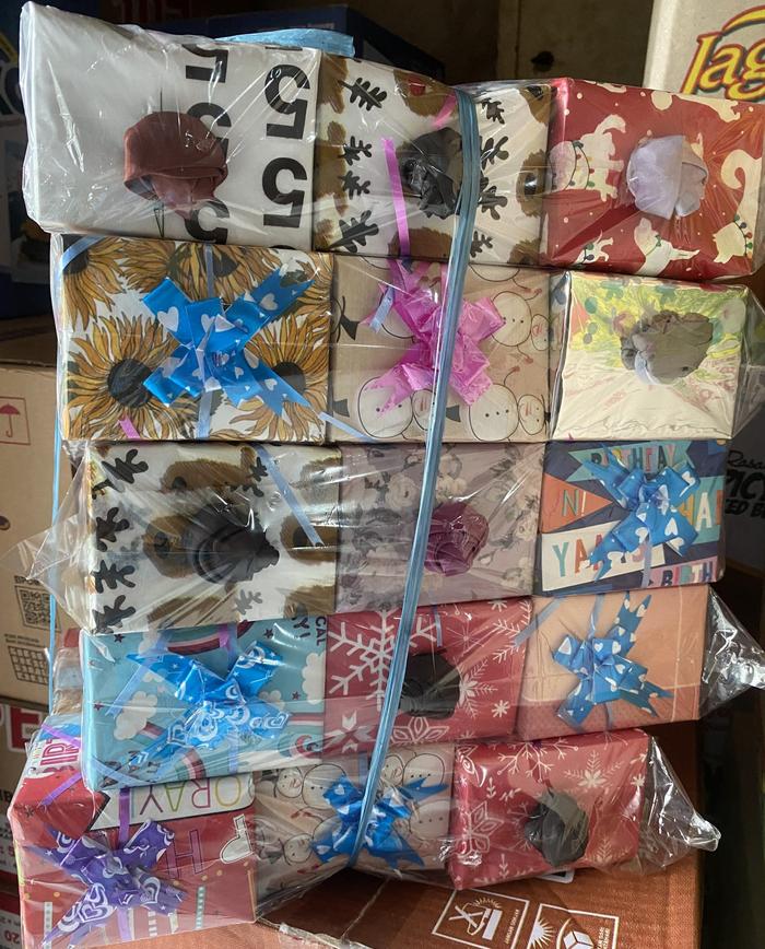Gambar Kotak Kado isi Mainan dari Petro Jaya Perkasa undefined Tokopedia
