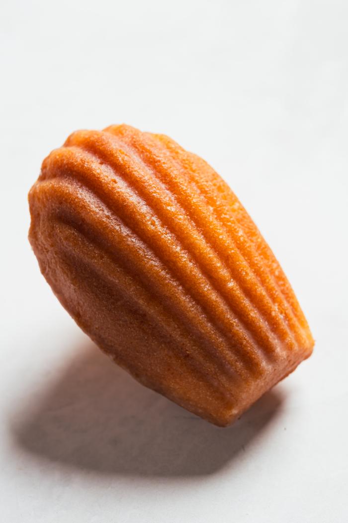 Gambar Madeleine (pcs) - Lemon dari Lumee Patisserie undefined Tokopedia