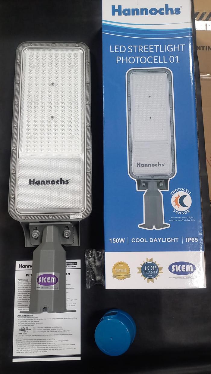 Gambar Lampu Jalan PJU Hannochs 50W 100W 150W 200W Photocell Sensor Cahaya - 150W dari Berkat Cahaya Cemerlang undefined Tokopedia