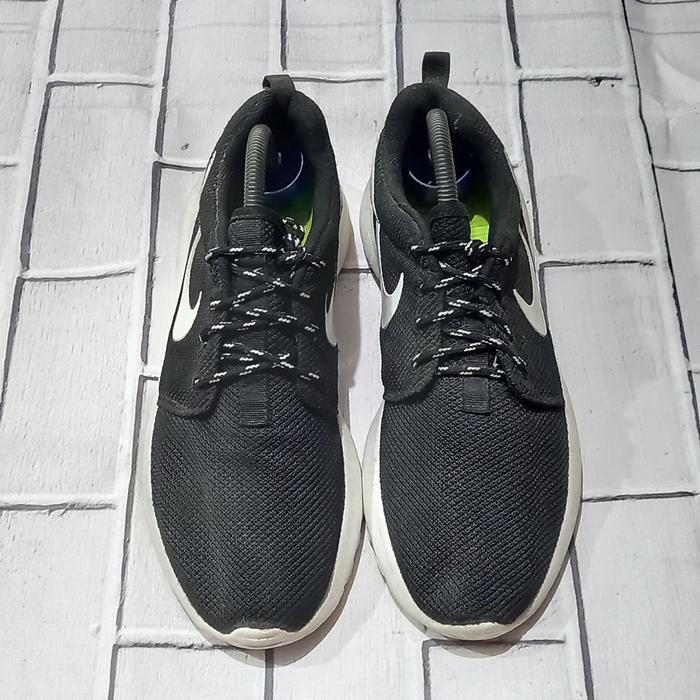 Jual Sneakers nike roshe run black white men's 41 Kota Surabaya - Main Image
