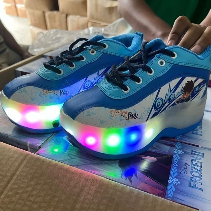 Gambar Sepatu Roda Anak 4 Led Roller Shoes - Smart Boy Biru, 28 dari Zonamainan undefined Tokopedia
