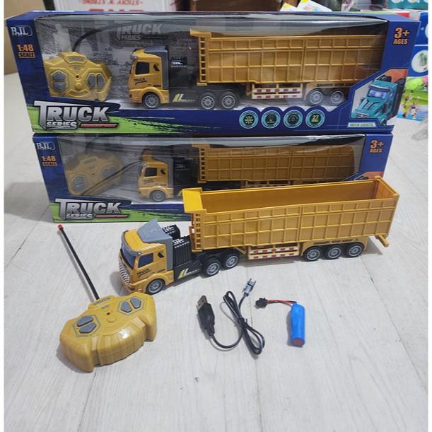 Gambar Mainan Mobil truk Konstruksi Semi Trailer Remote Control RC Dump Truck - 2, TANPA BUBBLE dari Toys World Official Store undefined Tokopedia