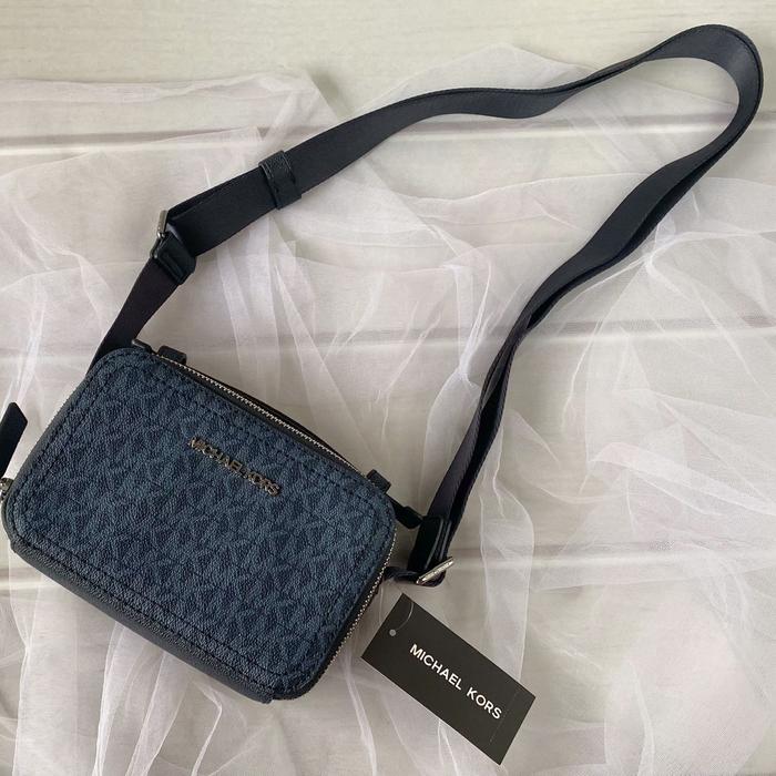 Gambar tas selempang emka pria original cooper micro map bag cardinal blue signature - Biru dari Koleksi Indri undefined Tokopedia