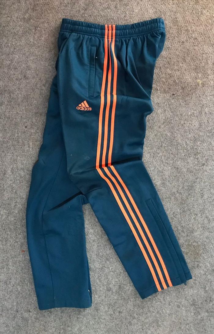 Gambar CELANA TRANING ADIDAS MARTIAL ARTS TRACKPANTS dari RUMAH DASTER22 undefined Tokopedia