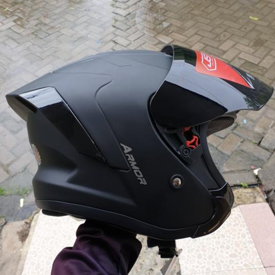 Gambar Helm Pria JS Armor Original cat Doff dan Glossy warna Hitam Putih Grey - BLACK DOFF, M - Visor CLEAR dari qweens undefined Tokopedia