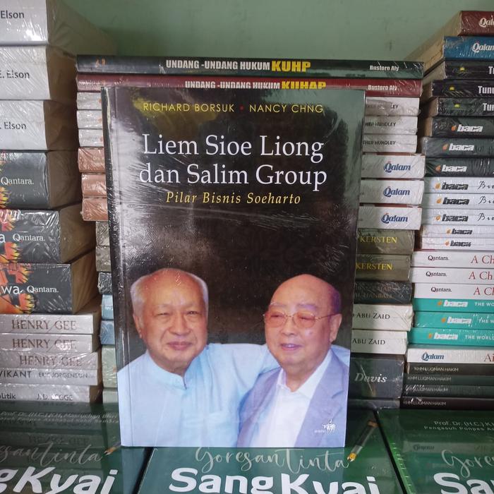 Gambar Liem Sioe Liong Dan Salim Group Pilar Bisnis Soeharto - Richard Borsuk dari awwanstore undefined Tokopedia
