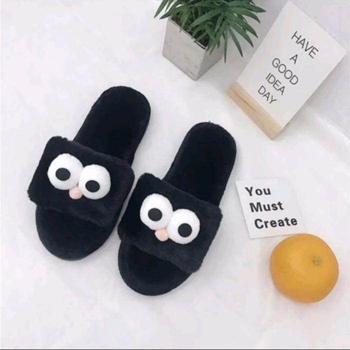 Gambar sandal rumah kokop bulu boneka mata - Hitam, 41 dari ichonshoes undefined Tokopedia