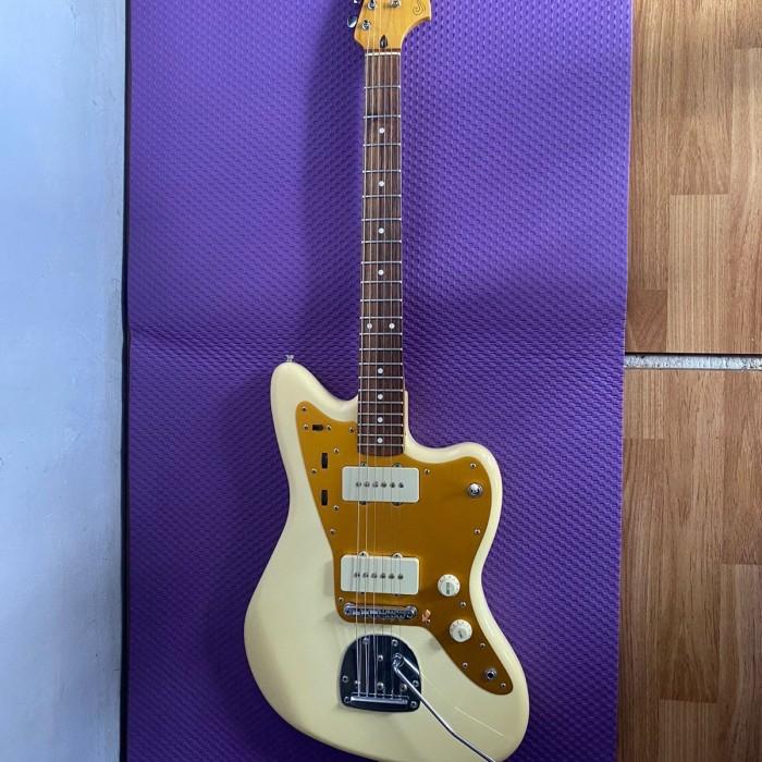 Gambar Jual guitar fender j mascis jazzmaster dari Briljhon Gear undefined Tokopedia