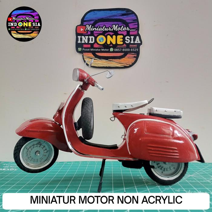 Gambar Diecast Miniatur Motor Vespa Lawa HANDMADE 1:12 - NON acrylic dari Miniatur Motor Indonesia undefined Tokopedia
