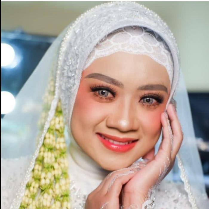 Gambar Hijab Slayer mutiara veil pengantin panjang 160 cm new veil aksesoris - Putih dari LN Sulam Collection undefined Tokopedia