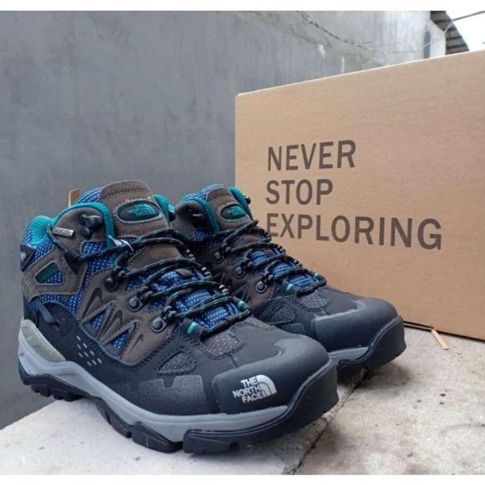 sepatu the north face vibram