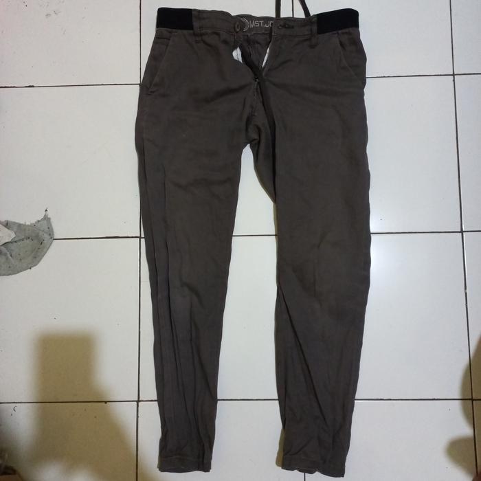 Gambar celana chino gray abu abu size 28 slim fit dari muscle juse undefined Tokopedia