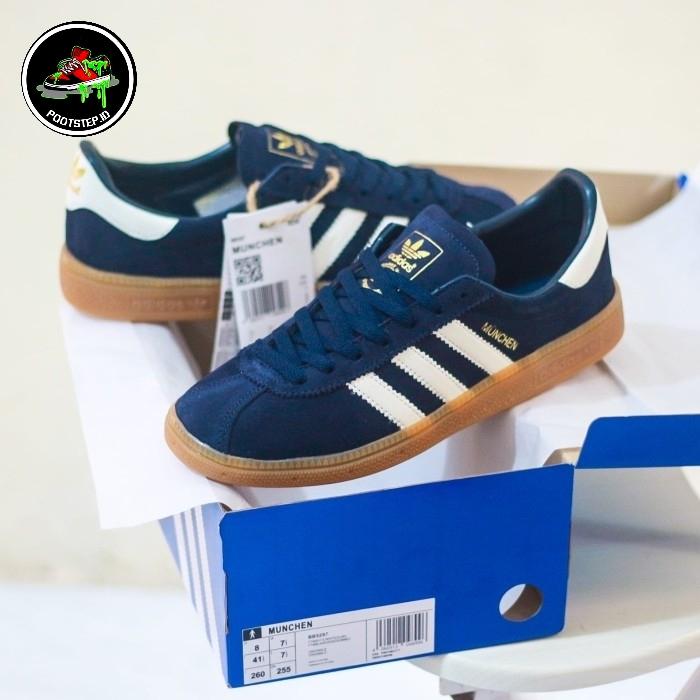 Sepatu Pria Sneakers Casual ADIDAS MUNCHEN NAVY WHITE GUM Biru, 42 di  Pootstepsid Tokopedia