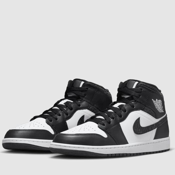 Sepatu Jordan 12 Mens Black And White Jual NIKE MEN'S SHOES NIKE