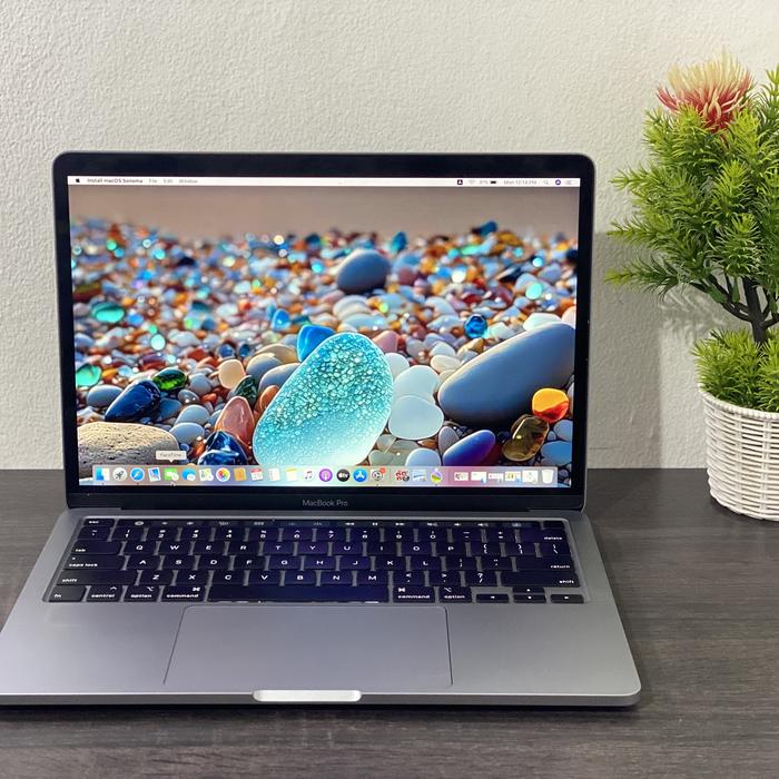 MacBook Pro 2020 1TB (32GB RAM) Core i7 【公式通販】