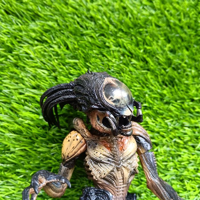 Gambar Action Figure Neca Alien Vs Predator - Alien Hybrid dari Toytime Jakarta undefined Tokopedia