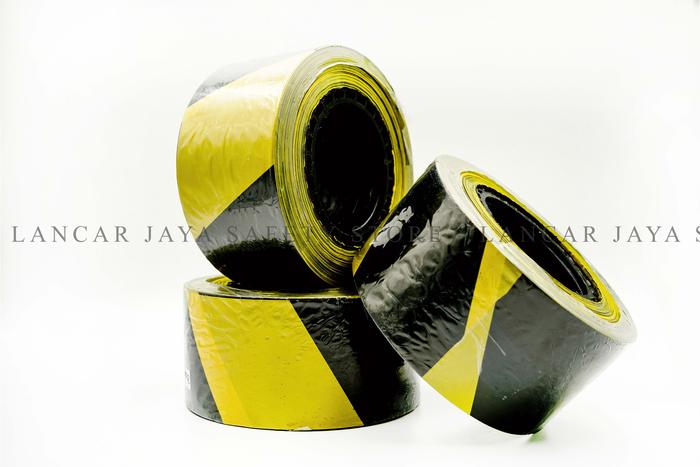 Gambar Barricade Tape / Garis Barikade / Pita Pembatas / Police Line - 3x300m - Kuning-Hitam dari Toko Safety Lancar Jaya undefined Tokopedia
