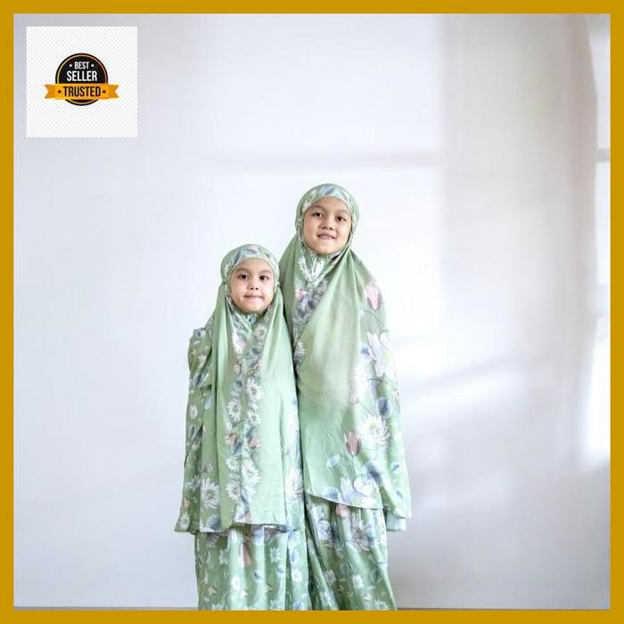 Gambar Mukena Harian Anak Lenzing Ecovero – Lotus Olive High Quallity - S dari TRSLW STORE SUPPLY undefined Tokopedia