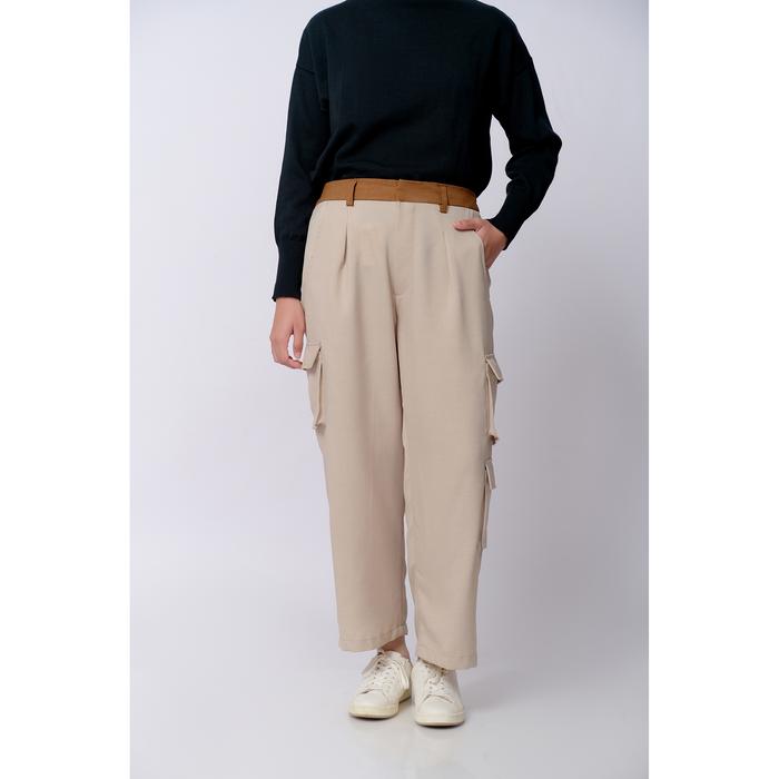Gambar ZM Zaskia Mecca - Clarinta Pants - Basic Daily - Edisi Lembayung - Oat, M dari ZM Zaskia Mecca undefined Tokopedia
