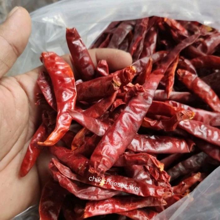 Gambar CABE KERING GRADE A 250GR CABAI KERITING MERAH KRITING PEDAS TEJA dari chikicheesecake2 undefined Tokopedia
