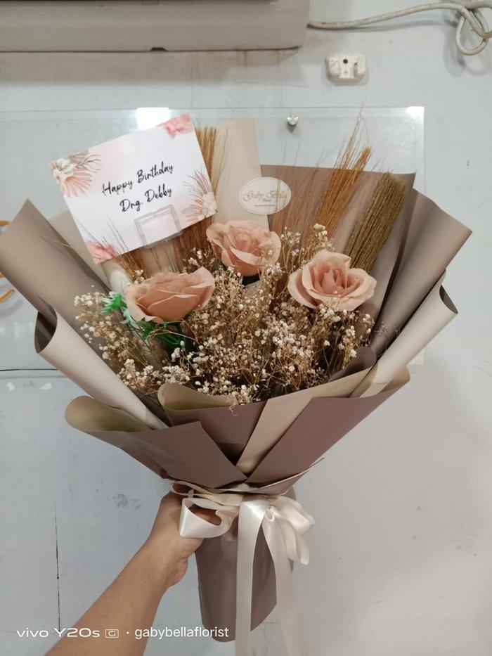 Gambar Hand Bouquet - 0701 buket dried buket bunga kering buket artificial - Buket 1 dari Gaby Bella Florist undefined Tokopedia