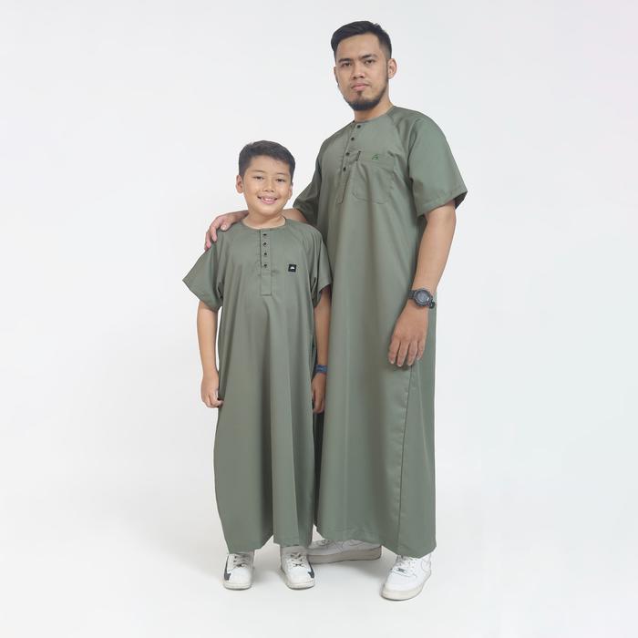 Gambar Khoirummah Jubah Musa Couple - Gamis Polos Ayah Dan Anak - Jubah Lengan Pendek- White - Sage, S (2-3Th) dari Arberia Store undefined Tokopedia
