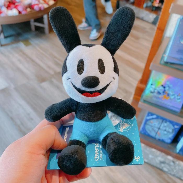 Gambar Disneyland Oswald The Lucky Rabbit Shoulder Plush PLUSH TOY dari Captain Toy undefined Tokopedia