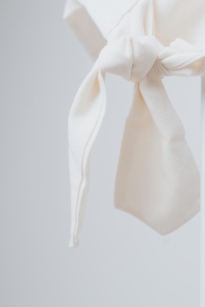 Gambar Obiru - Kamiko Crop Top / Atasan Crop Linen Pita - Cream, M dari Obiru undefined Tokopedia