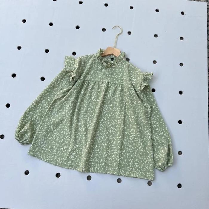 Gambar atasan wanita jumbo hijau lace blouse lengan panjang bug size crinkle - Green, L dari Adeena Store undefined Tokopedia