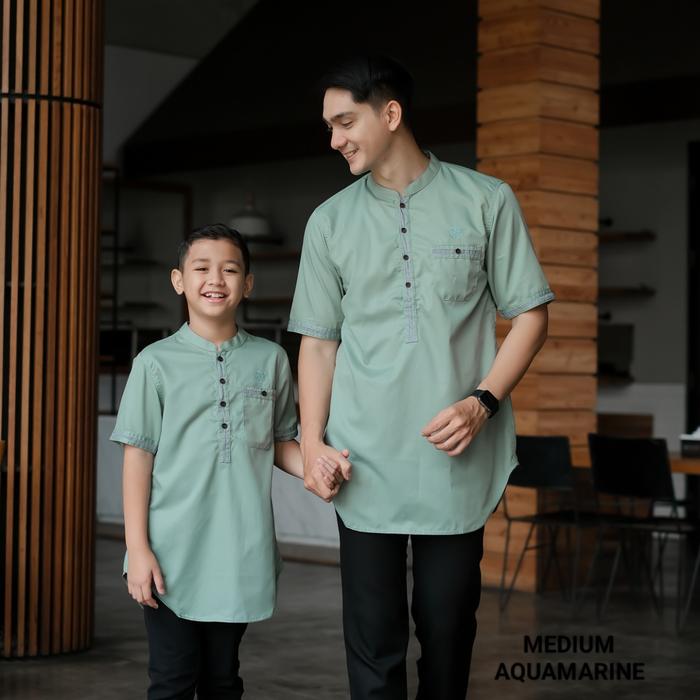 Gambar baju Koko kurta Couple ayah anak laki model terbaru / atasan muslim - Aqua, L ( dewasa) dari Kuind_fashion17 undefined Tokopedia