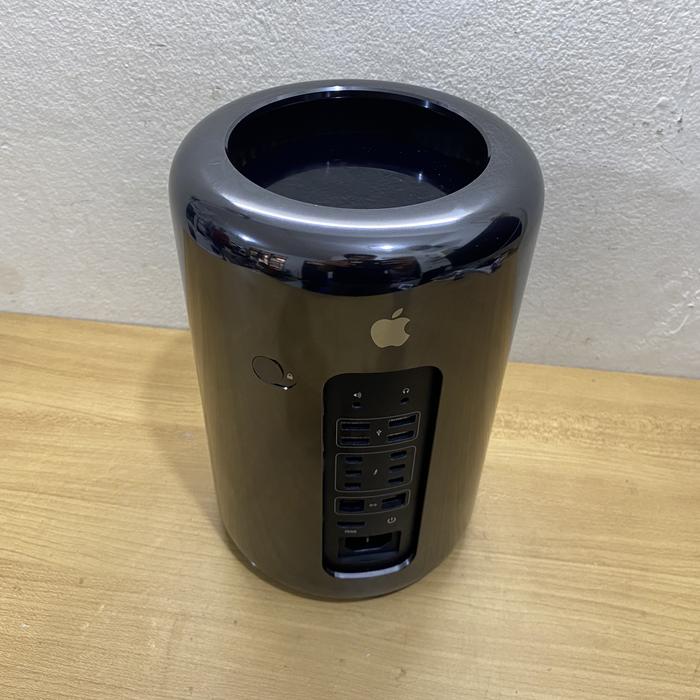 Mac Pro（Late 2013）3.7GHz Xeon E5〈ME253J/A〉⑥（Mac pro late 