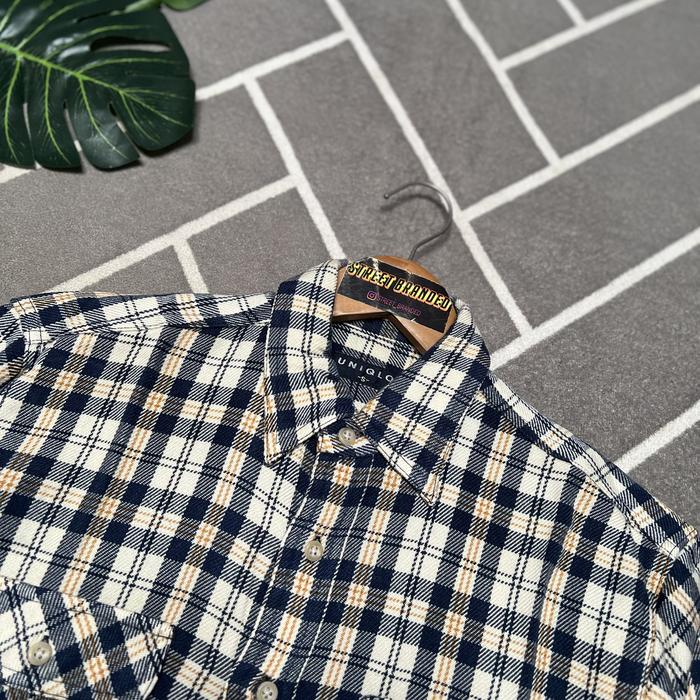Gambar Flannel Uniqlo | Kemeja Flannel Uniqlo | Uniqlo Vintage | Flanel Uniqlo | Kemeja Flanel Uniqlo | Uniqlo Flannel Shirt | Uniqlo Flanel | Kemeja Uniqlo | Uniqlo Shirt | Uniqlo Flanel | Uniqlo Flannel | Kemeja Size S dari streetbranded undefined Tokopedia