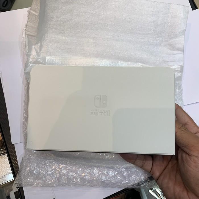 Gambar Nintendo Switch Oled Docking Dock ( Asli / Original Mesin ) - Putih dari Liberty Game Store undefined Tokopedia