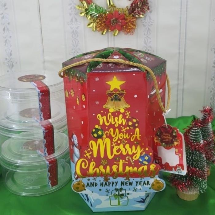 Gambar Box Natal 3 toples 500gr Box Natal 3 toples 350gr Dus Kue Kering - merah new + HT dari CHEAPPY RAASHOPZ undefined Tokopedia