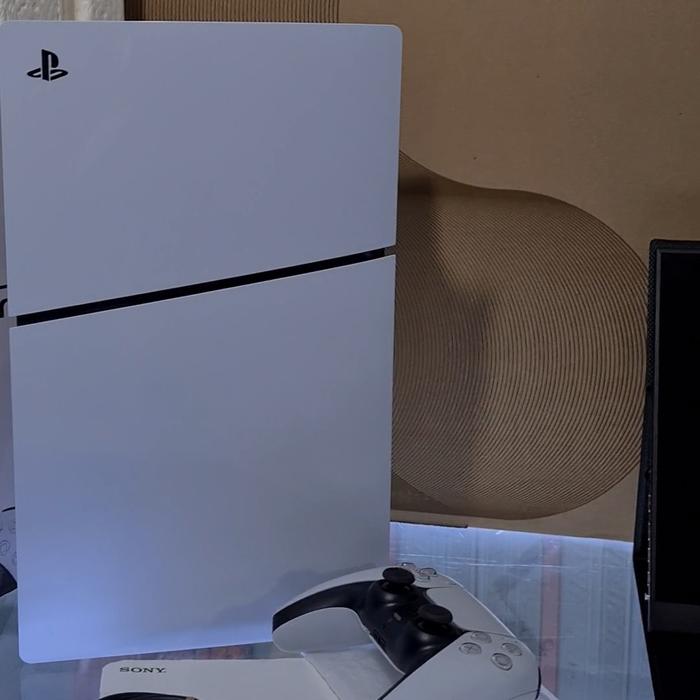 SONY PlayStation 5 CFI-2000 気安く A01