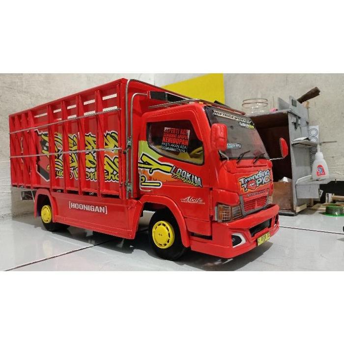 Gambar [SIAP KIRIM] MINIATUR TRUK TRENDING TOPIC FULL SPEK LAMPU OLENG BELOK 50CM dari Surya Indo Market undefined Tokopedia
