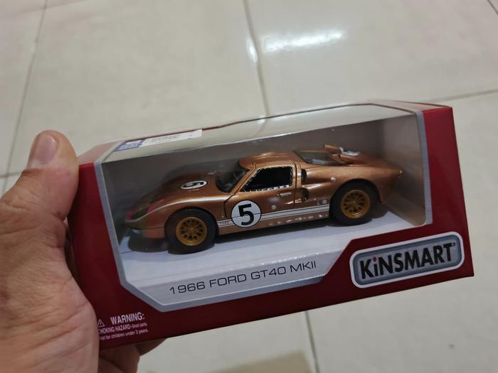 Gambar Diecast 1966 Ford GT40 MKII (Heritage Edition) Kinsmart 1:32 - GOLD dari Genesys Toys undefined Tokopedia