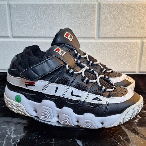 Gambar Sepatu Fila Hitam Lampu Anak Second Mulus 90 persen dari Sepatu Anak Second Omega undefined Tokopedia