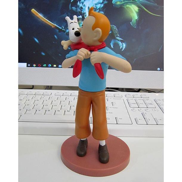 Gambar The Adventure of Tintin Action Figure - Tin Tin carrying Snowy Ready Termurah Terbaik dari Moro Seneng3 undefined Tokopedia
