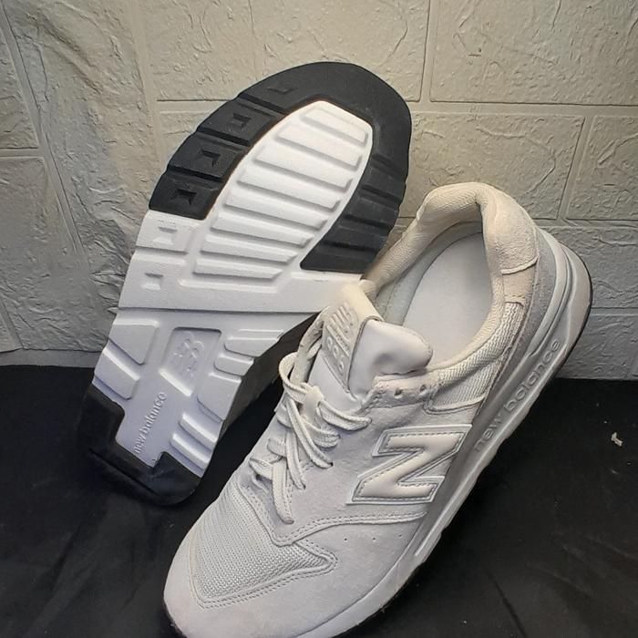 Gambar sepatu NB 996 New balance made in Indonesia size 42.5 dari ZAKY SOPRT undefined Tokopedia