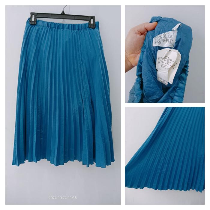 Gambar preloved 3931 rok plisket midi second branded dari ocil.stuff undefined Tokopedia