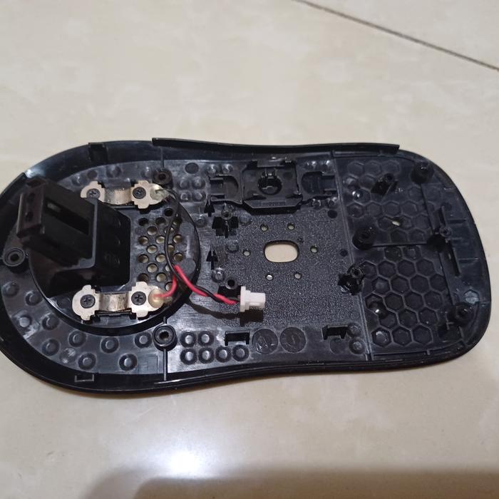 Gambar Spare part - Logitech G Pro X Superlight - bottom shell dari DGI 2 undefined Tokopedia