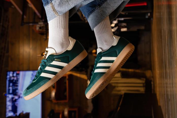 Adidas Originals Adidas Green Stripe Sneakers Adidas Originals