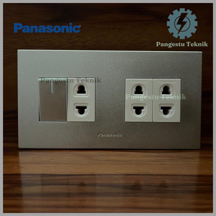 Gambar Panasonic Saklar Tunggal + Tiga Stop Kontak Universal Hitam Putih in Frame 2 Gang 4 Devices / Panasonic Silver Style Series - Silver-Putih, Tanpa inbow Dus dari Pangestu Teknik undefined Tokopedia