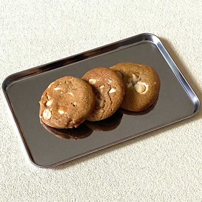 Gambar Macadamia White Choco Cookies - Cookies Premium, Soft Cookies, Chewy Cookies - Box of 6 dari Butter Chapter Jakarta undefined Tokopedia