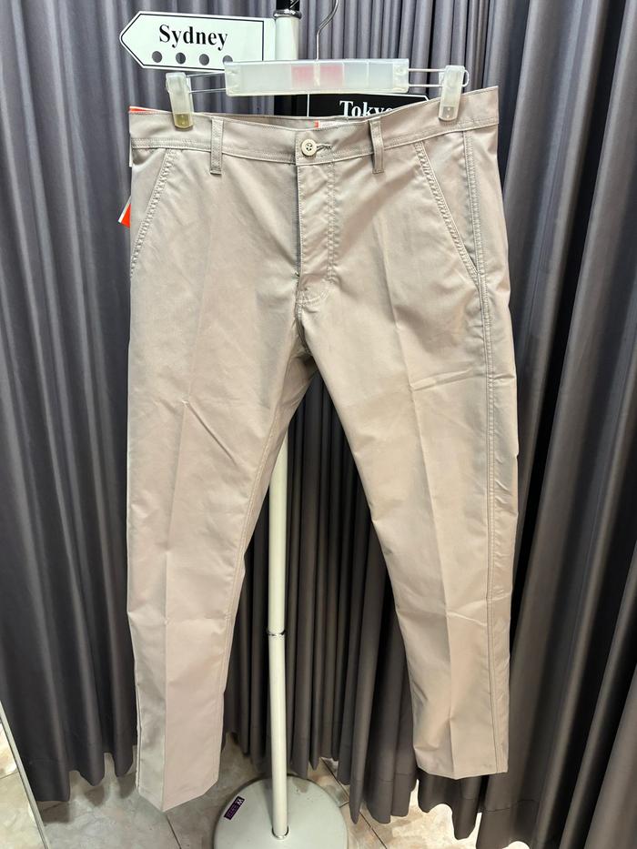 Gambar Celana Chinos Maxmillian Krem dari Gardena Jogja Store undefined Tokopedia