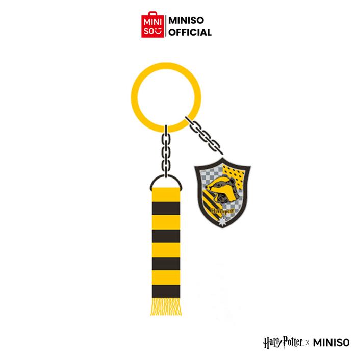 Gambar MINISO x Harry Potter Seri Pesona Ponsel Syal Gaya Kam Dekoratif Ponsel Gantungan Kunci Mainan Dekorasi Ritsleting Tas Sekolah - Kuning dari minisoshopid undefined Tokopedia