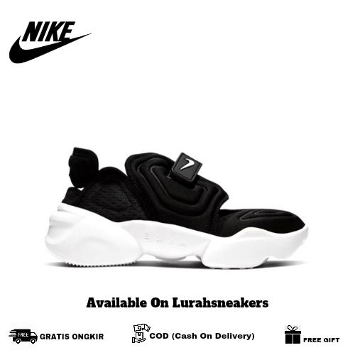 nike aqua rift black and white
